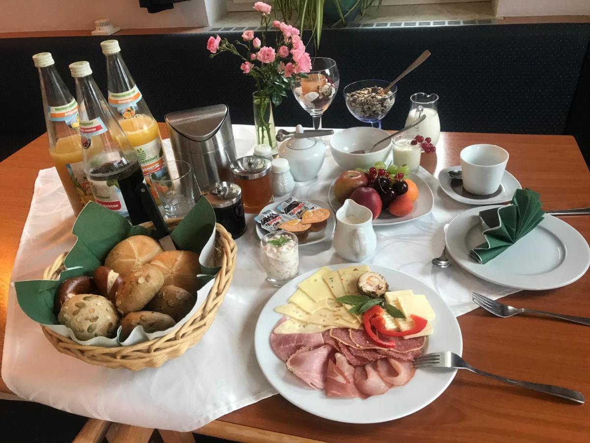 Hotel Am Kunnerstein Augustusburg Esterno foto